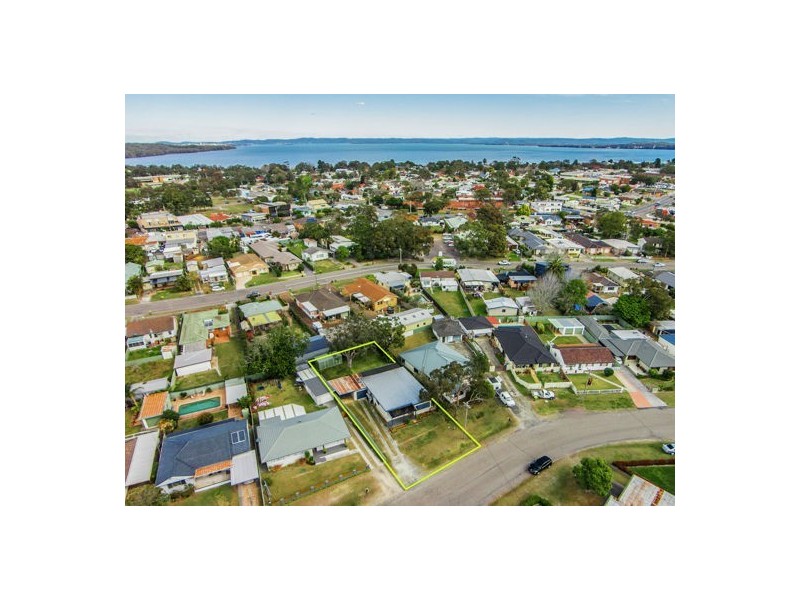 31 Jones Avenue, Toukley NSW 2263