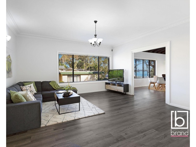 16 Leonard Avenue, Toukley NSW 2263