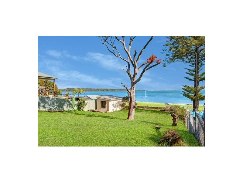 69 MOSS AVE, Toukley NSW 2263