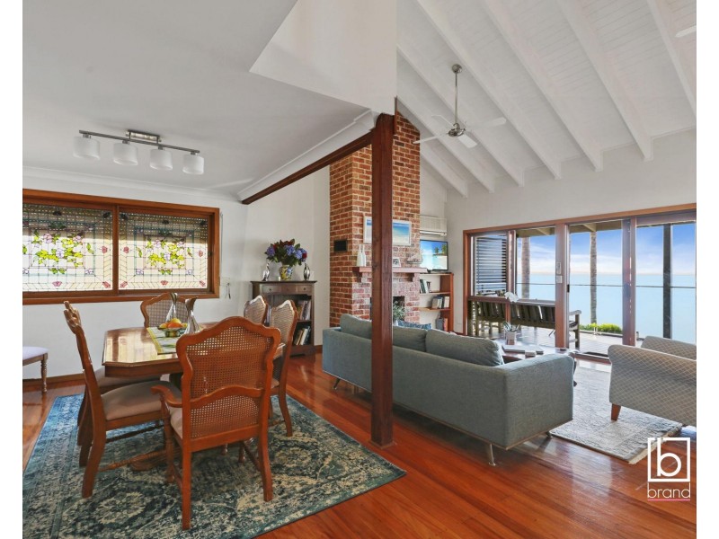 11 Rowland Terrace, Toukley NSW 2263