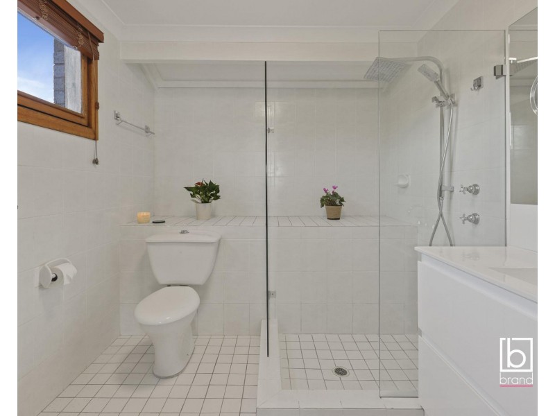 11 Rowland Terrace, Toukley NSW 2263