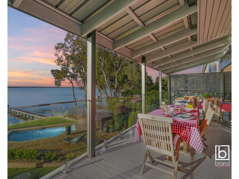 11 Rowland Terrace, Toukley NSW 2263