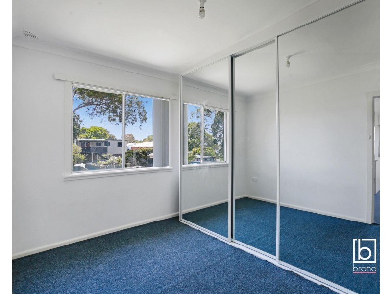 6 SEVENTH AVE, Toukley NSW 2263