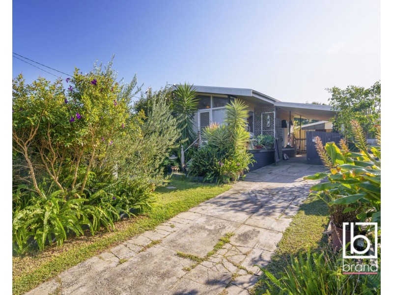 36 Sixth Avenue, Toukley NSW 2263