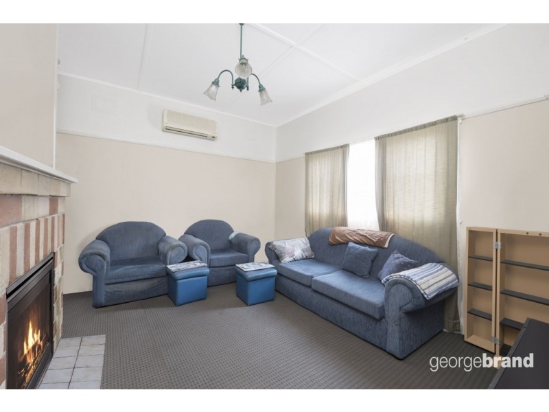 7 Yaralla Road, Toukley NSW 2263