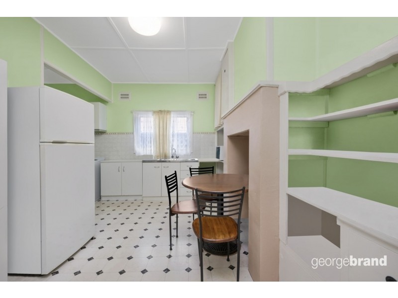 7 Yaralla Road, Toukley NSW 2263