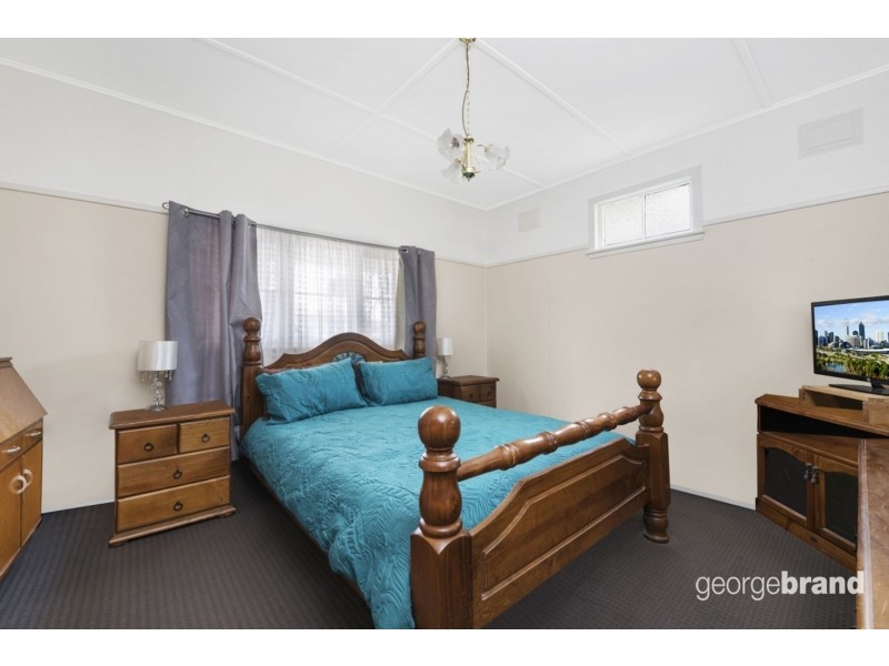 7 Yaralla Road, Toukley NSW 2263