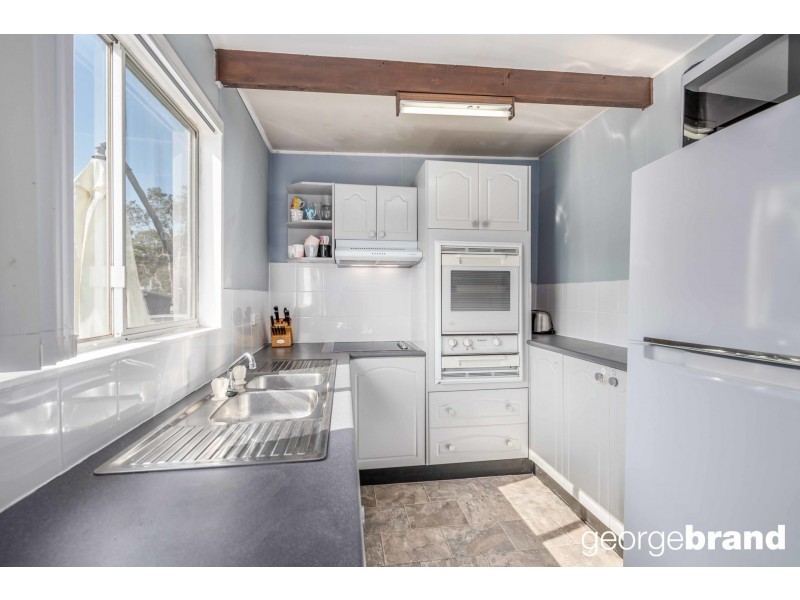 329 Tuggerawong Road, Tuggerawong NSW 2259