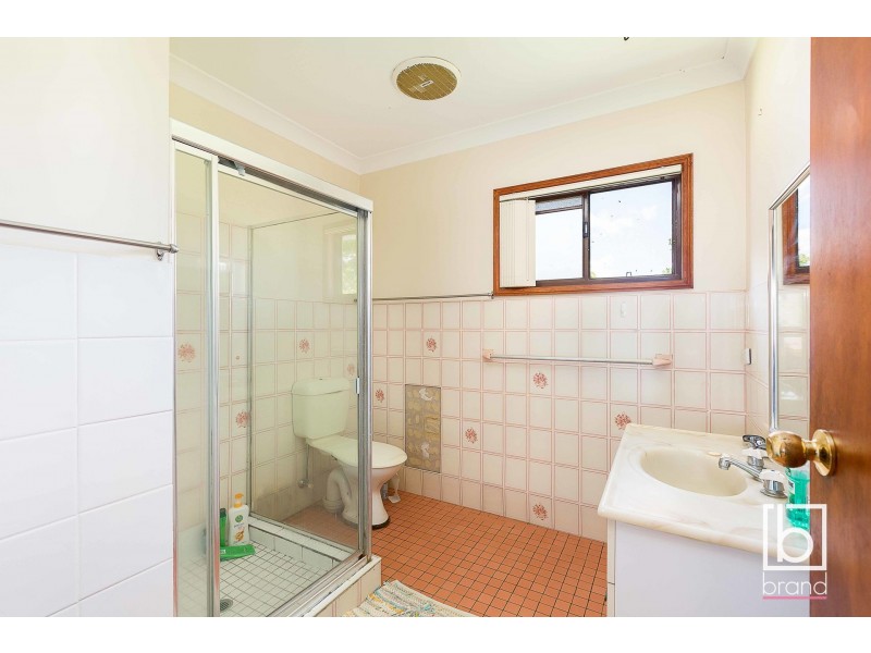 18 Balmoral Drive, Gorokan NSW 2263