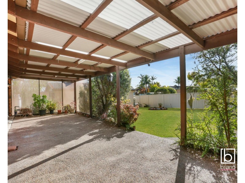 2 Esther Close, Gorokan NSW 2263