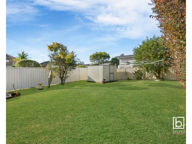 2 Esther Close, Gorokan NSW 2263