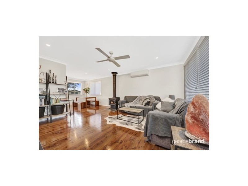 33 Georgina Ave, Gorokan NSW 2263