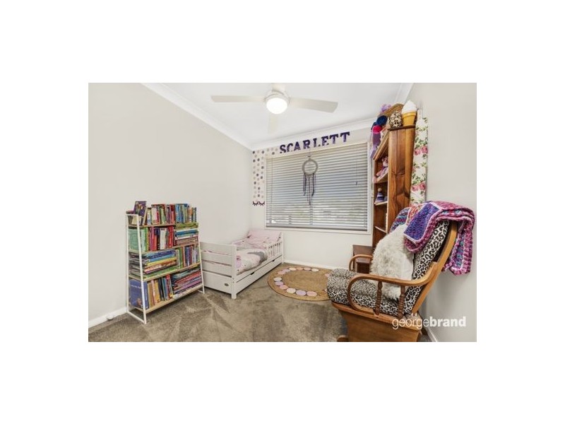 33 Georgina Ave, Gorokan NSW 2263
