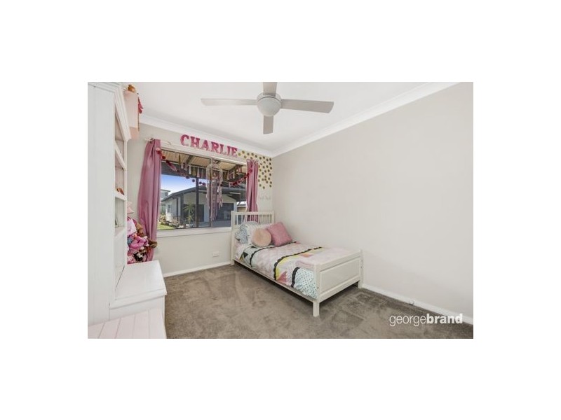 33 Georgina Ave, Gorokan NSW 2263