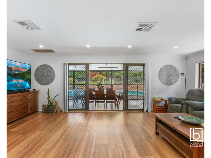 12 Jacqueline Avenue, Gorokan NSW 2263