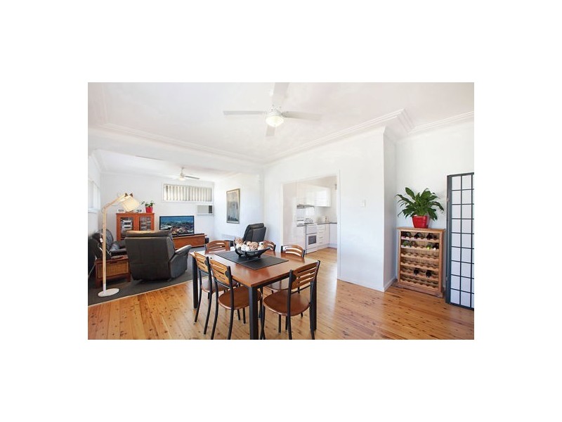 19 Joy Street, Gorokan NSW 2263