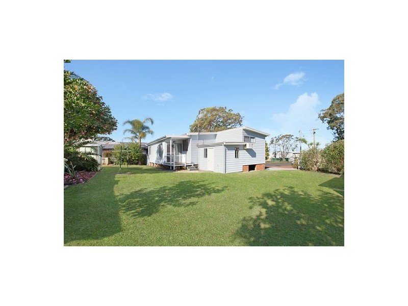 19 Joy Street, Gorokan NSW 2263