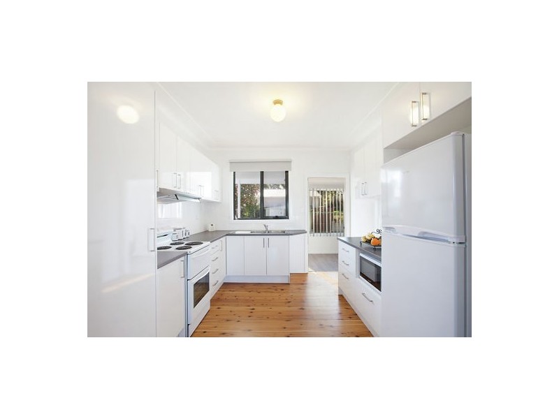 19 Joy Street, Gorokan NSW 2263