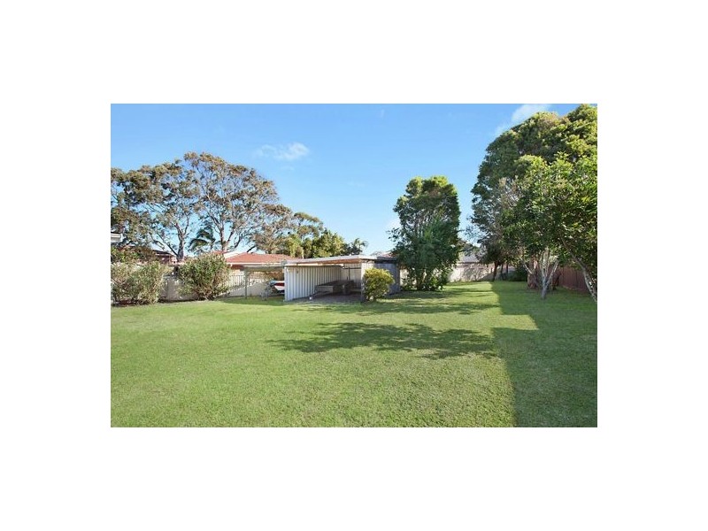 19 Joy Street, Gorokan NSW 2263