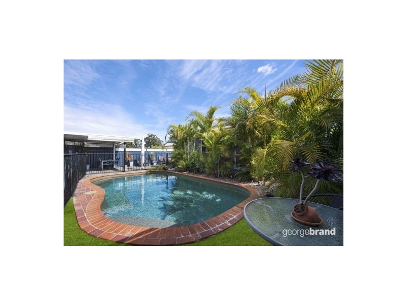 15 Kalulah Ave, Gorokan NSW 2263