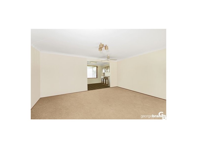 4 Kimberley Street, Gorokan NSW 2263