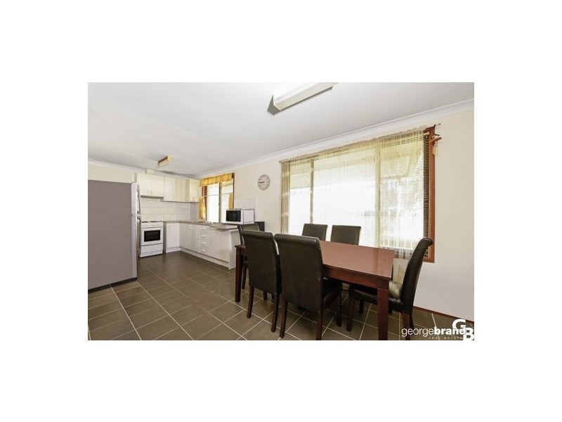 4 Kimberley Street, Gorokan NSW 2263