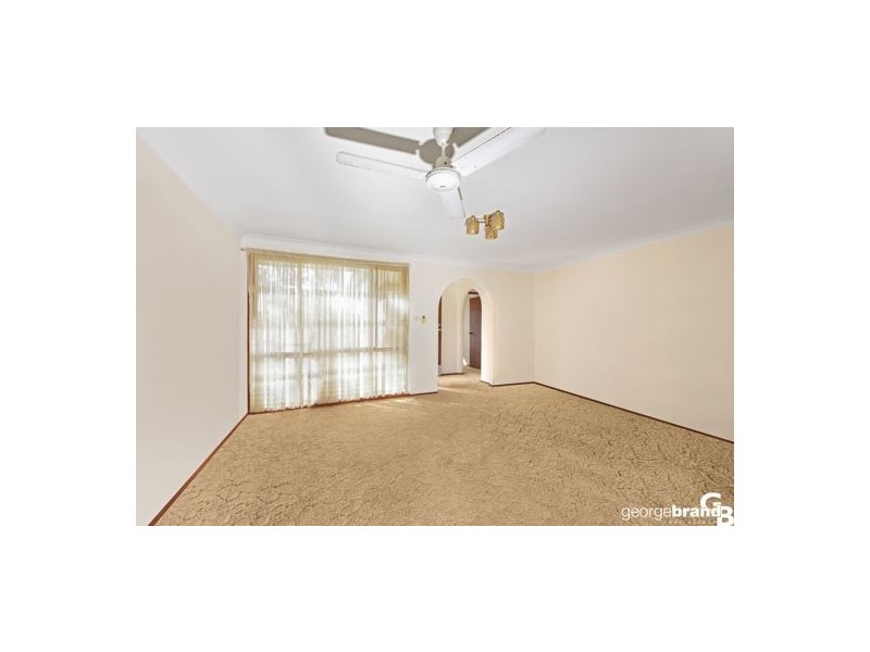 4 Kimberley Street, Gorokan NSW 2263