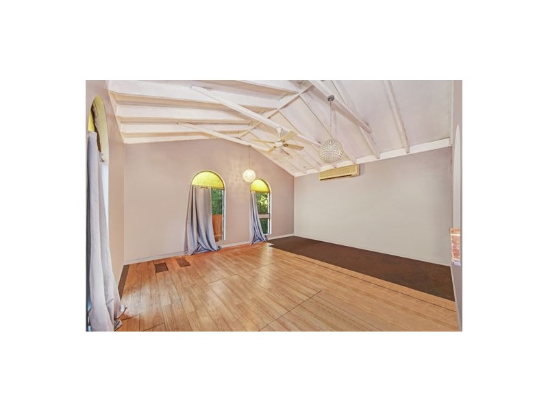 9 Lake Haven Drive, Gorokan NSW 2263