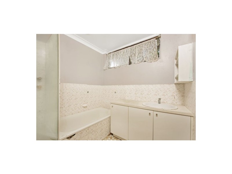 9 Lake Haven Drive, Gorokan NSW 2263