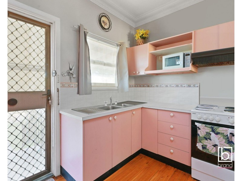 22 Maxwell Avenue, Gorokan NSW 2263