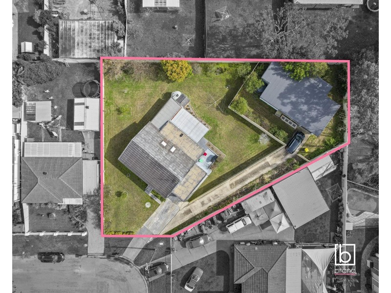 52 Maxwell Avenue, Gorokan NSW 2263