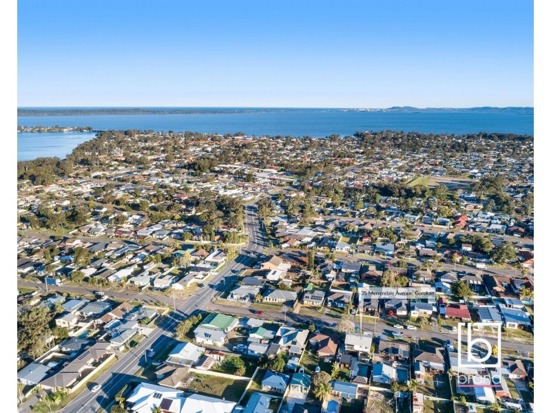 35 Merrendale Avenue, Gorokan NSW 2263