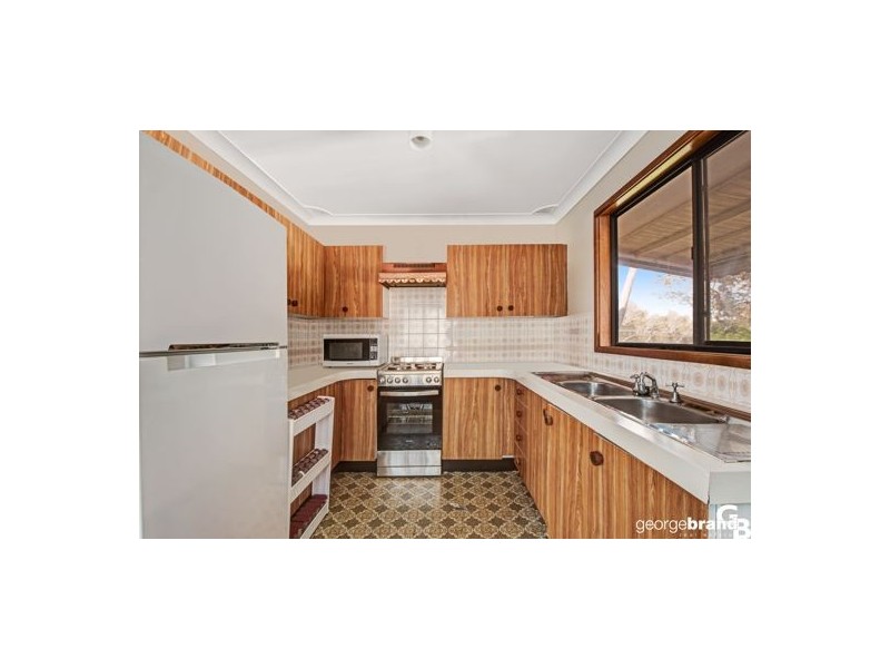 32 Minnamurra Road, Gorokan NSW 2263