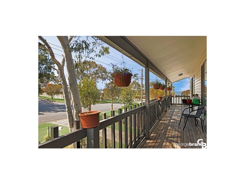 32 Minnamurra Road, Gorokan NSW 2263
