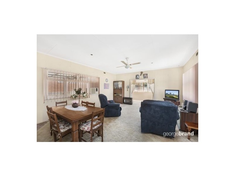 72 Ocean View Road, Gorokan NSW 2263