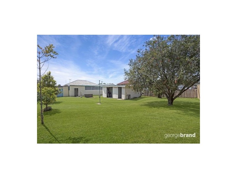 72 Ocean View Road, Gorokan NSW 2263