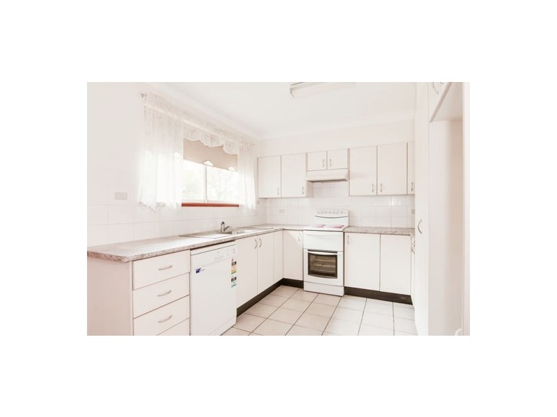 9 Sadie Avenue, Gorokan NSW 2263