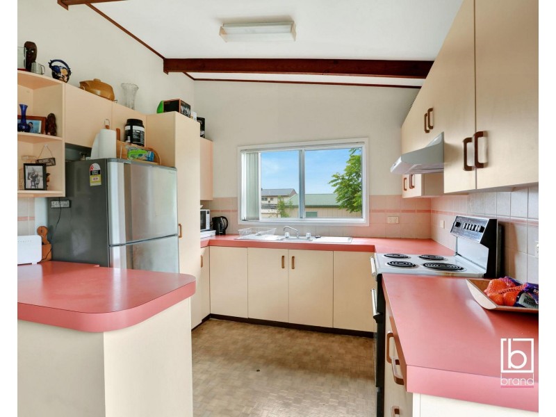 26 Suffolk Street, Gorokan NSW 2263