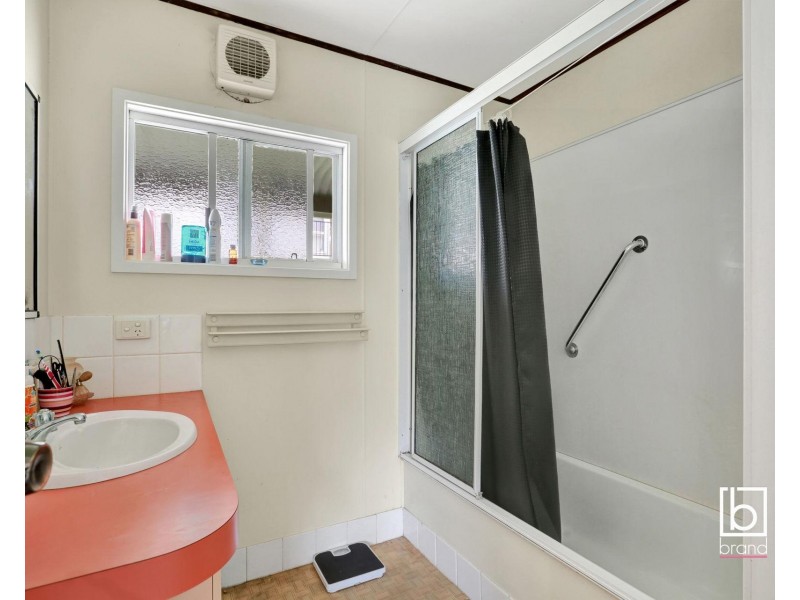 26 Suffolk Street, Gorokan NSW 2263