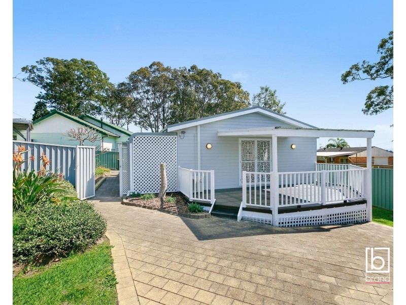 13a Tosca Drive, Gorokan NSW 2263