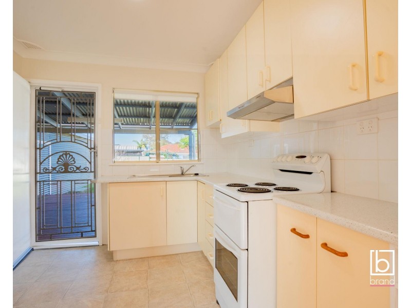 31 WALL RD, Gorokan NSW 2263