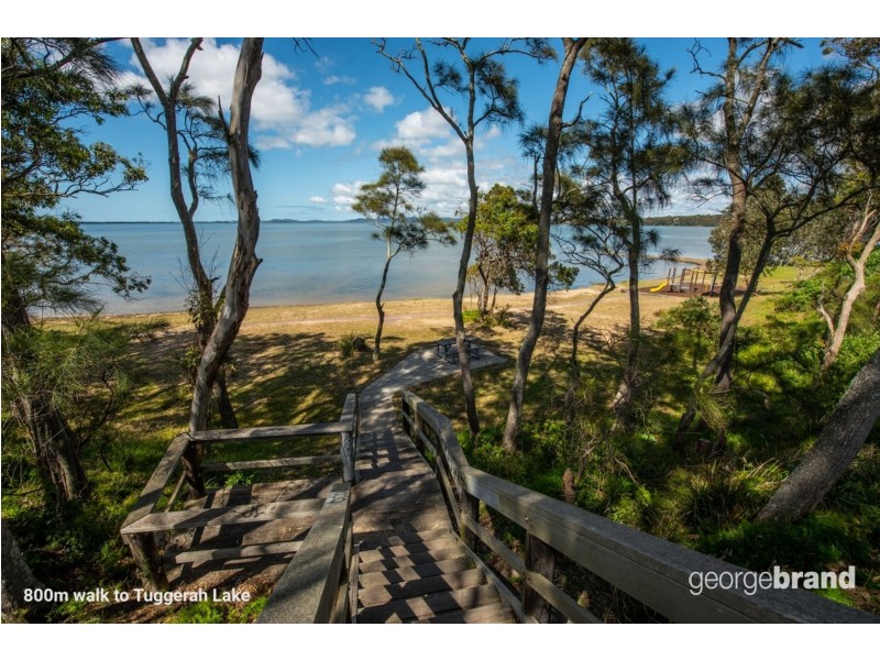 60 Wall Road, Gorokan NSW 2263
