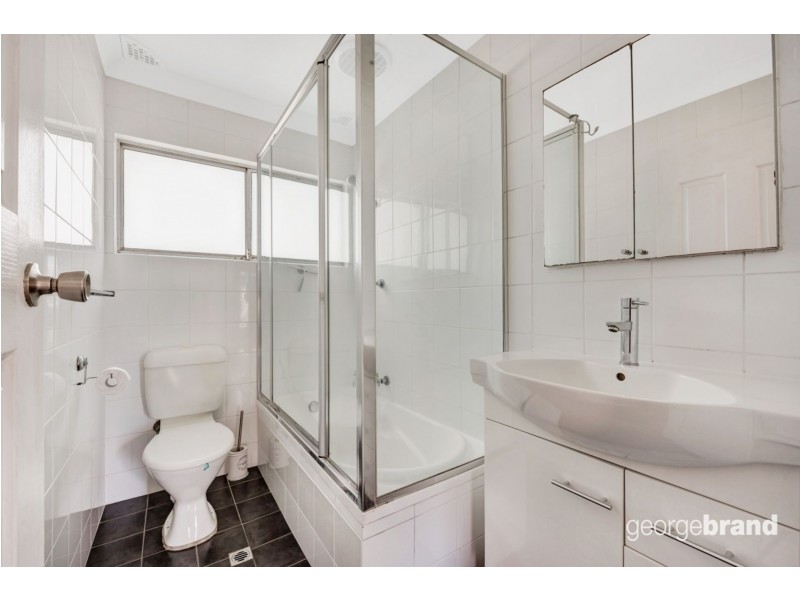 60 Wall Road, Gorokan NSW 2263