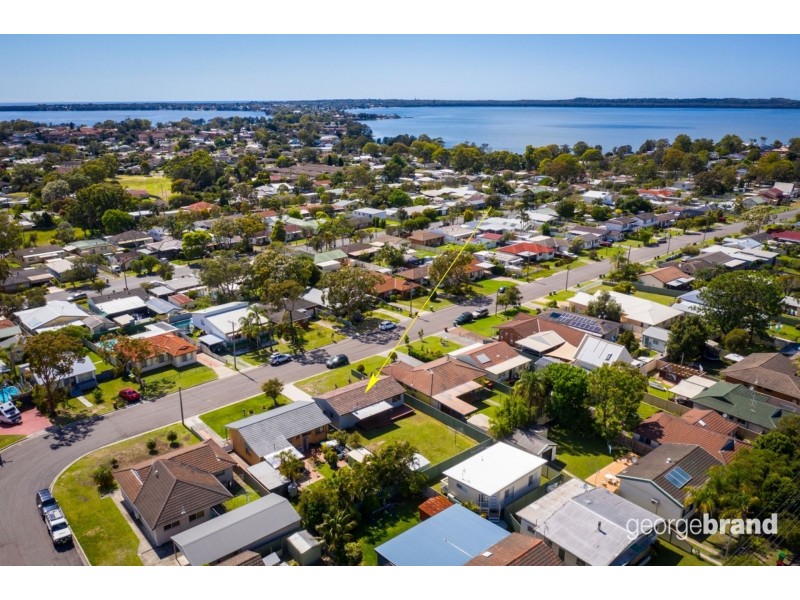 60 Wall Road, Gorokan NSW 2263