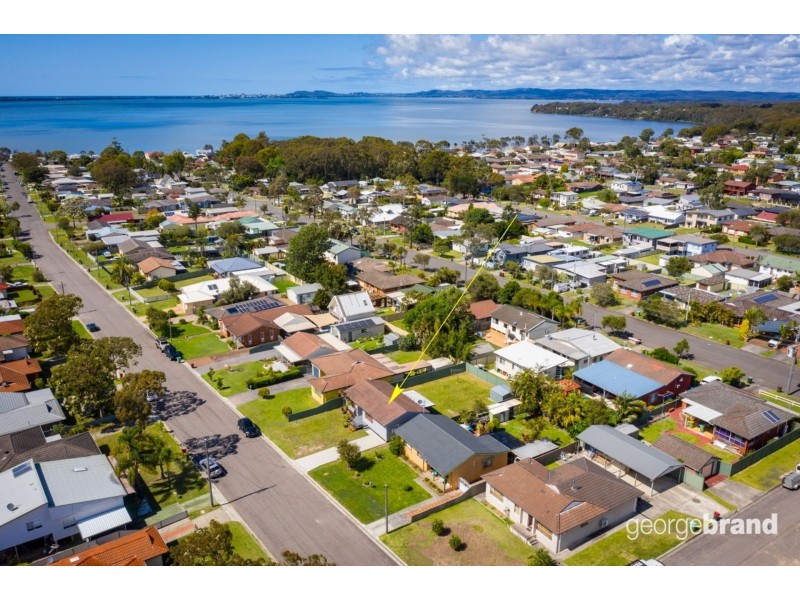 60 Wall Road, Gorokan NSW 2263