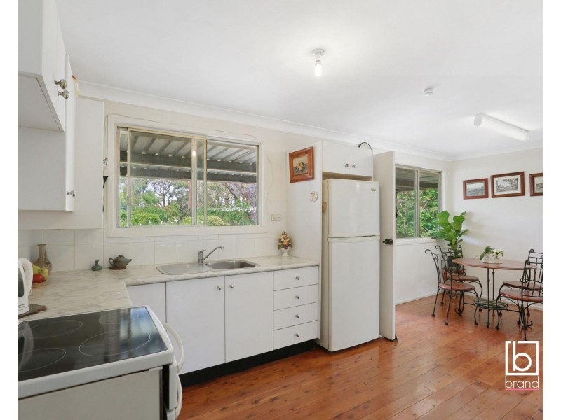 212 Wallarah Road, Gorokan NSW 2263