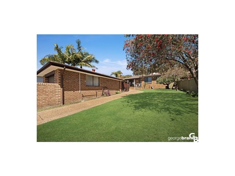 220 Wallarah Road, Gorokan NSW 2263