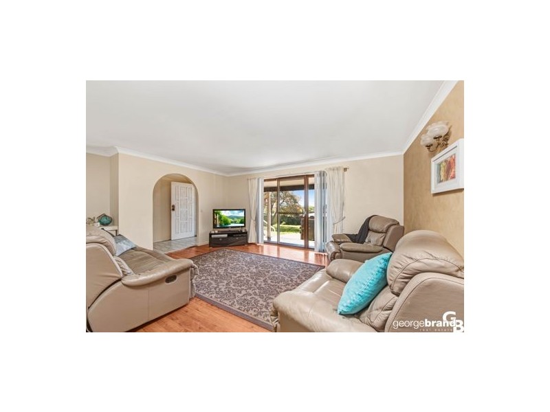 220 Wallarah Road, Gorokan NSW 2263