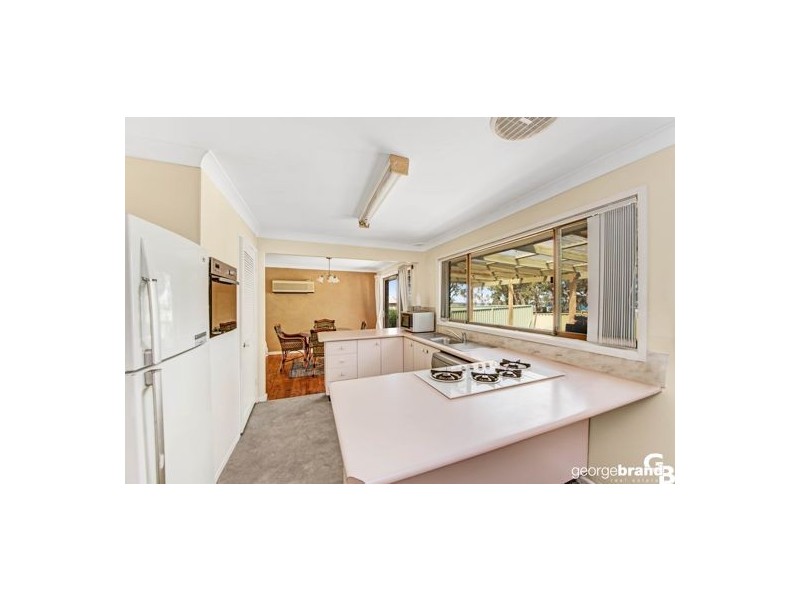 220 Wallarah Road, Gorokan NSW 2263