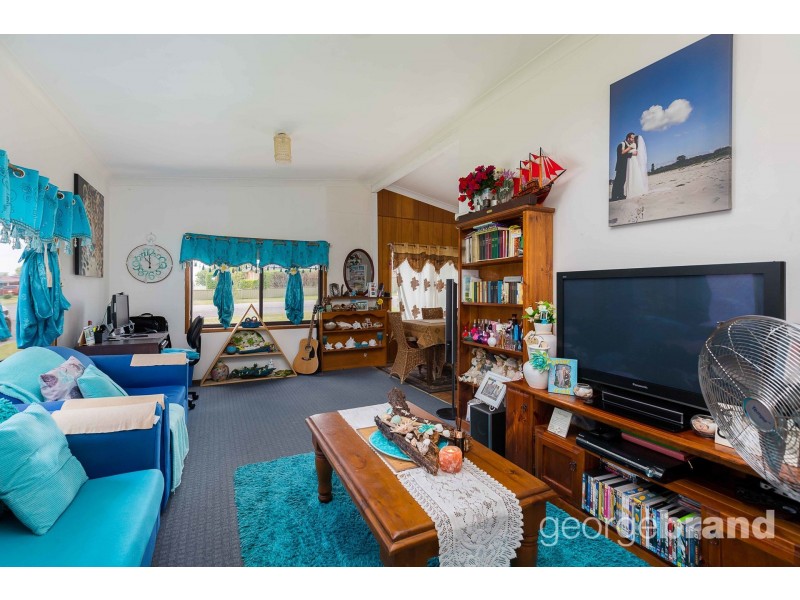 74 Westbrook Parade, Gorokan NSW 2263